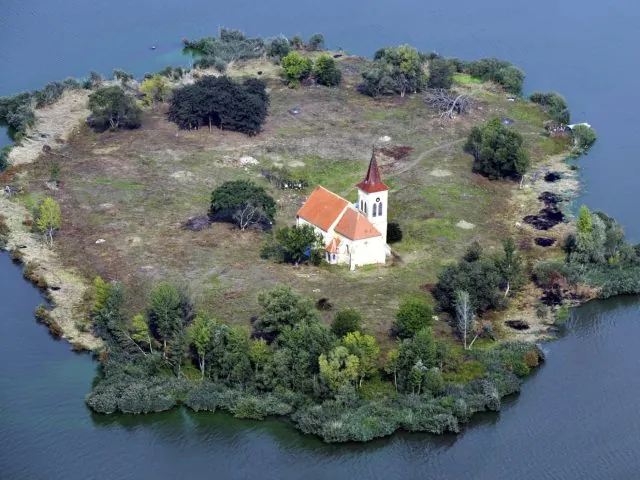 Vodní nádrž Nové Mlýny